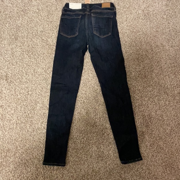 Women’s Hi-Rise Jegging - Picture 3 of 3